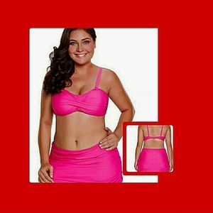 Pink Bikini 🏊‍♀️ 🚣‍♂️